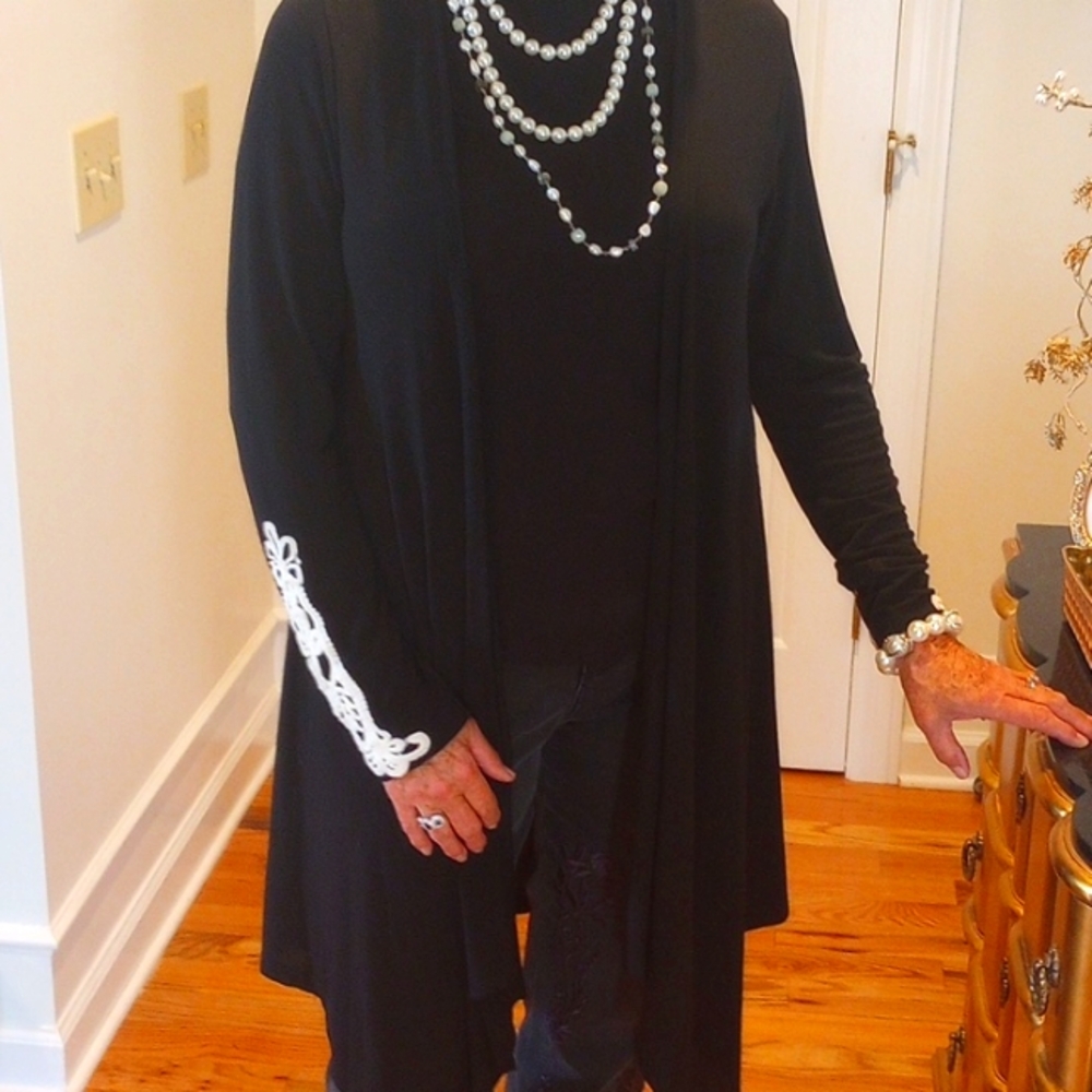Lightweight Accessory Jacket - Picture 1 of 9